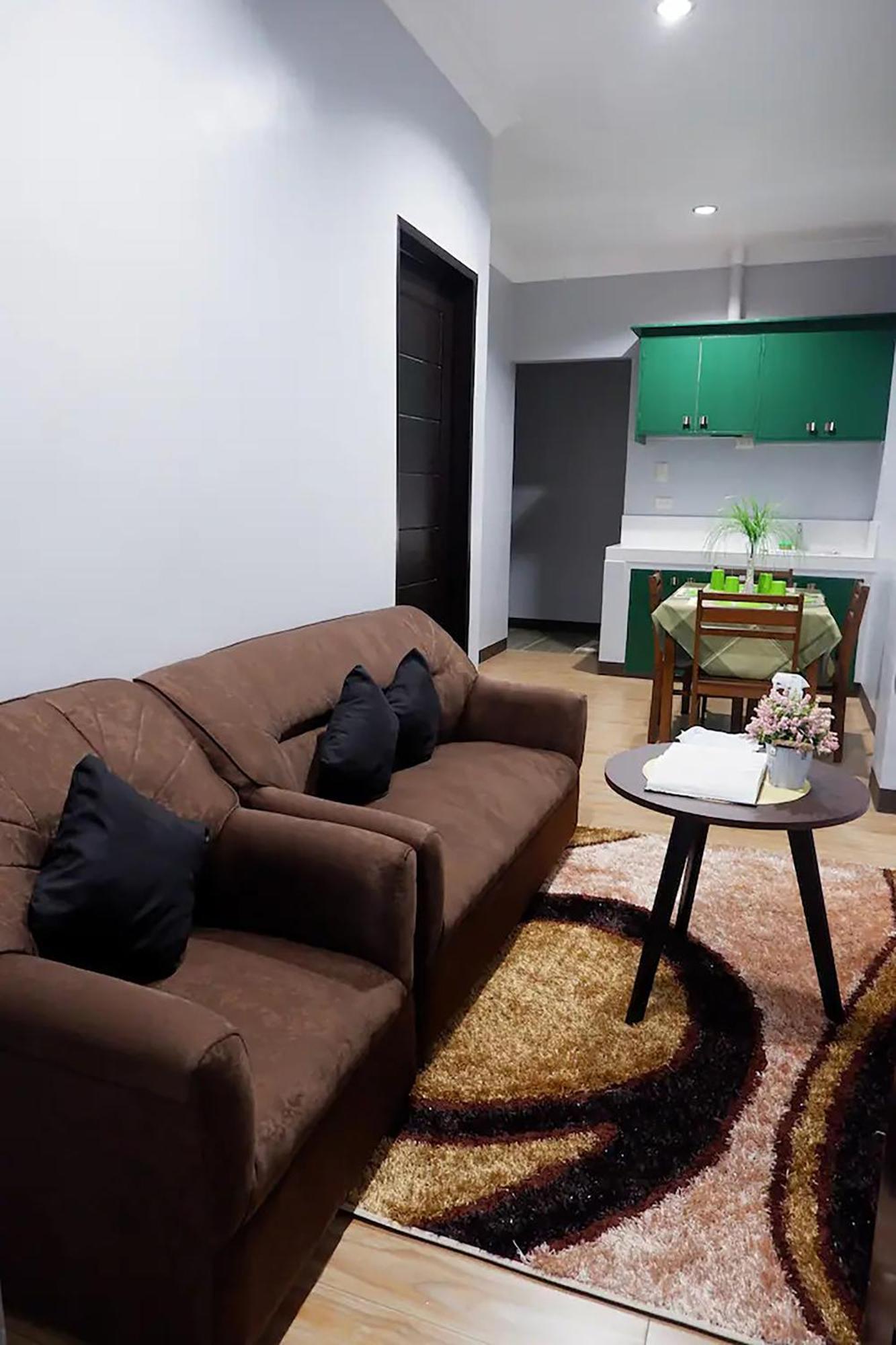 Arcova Residences 2Br Apartment San Carlos  Exterior photo